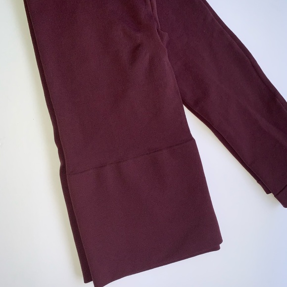 NWOT Spanx By Sara Blakely Burgundy Plum Leggings - Picture 10 of 12